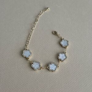 Elegant Gold and White Floral Bracelet #1866